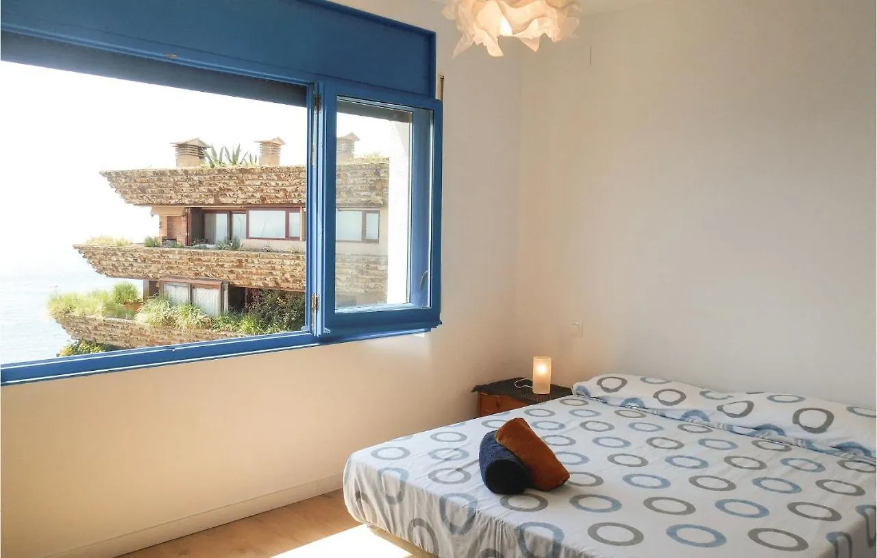 2 Bedroom Amazing Apartment In توسا ذي مار